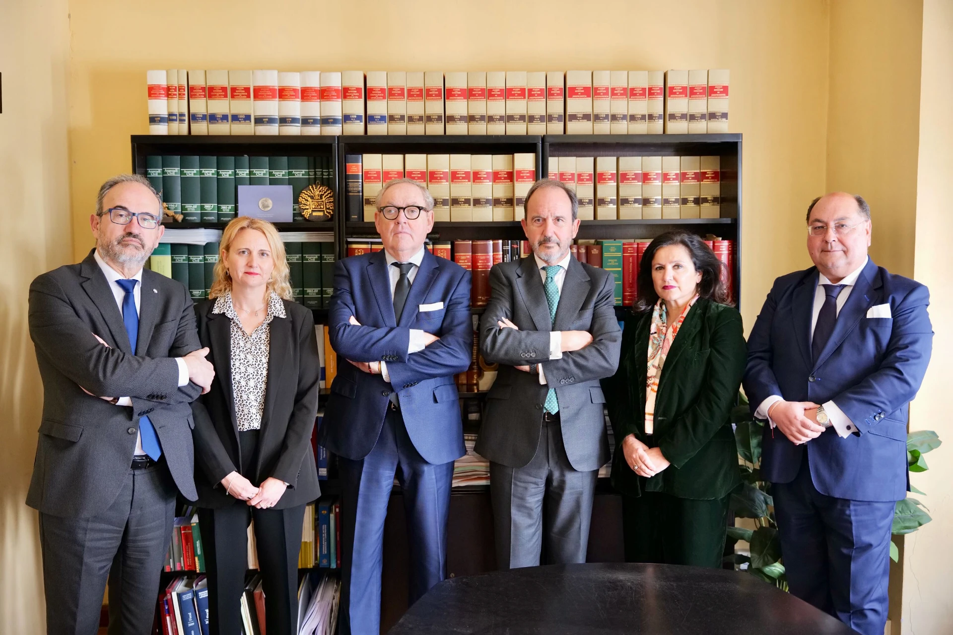 equipo puente y banciella abogados